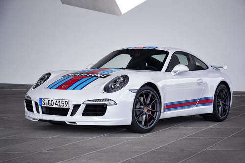 Xe đua Porsche 911 S Martini Racing trình làng - 1