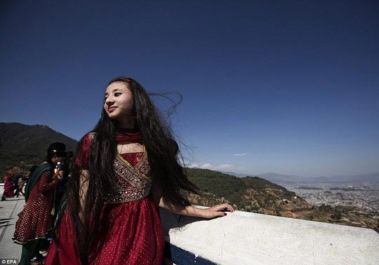 Kỳ lạ tục chọn thánh nữ ở Nepal - 7