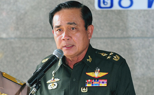 Thái Lan: Quân đội lấy lòng dân bằng World Cup - 1
