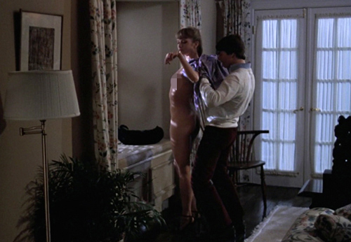 Cận cảnh 23 thềm ngực “ám ảnh” nhất trên phim - 11