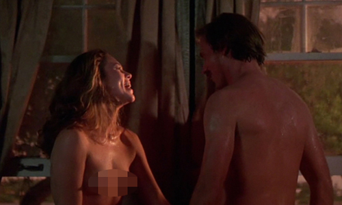 Cận cảnh 23 thềm ngực “ám ảnh” nhất trên phim - 13