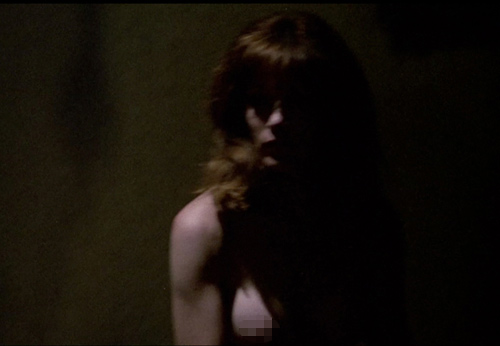 Cận cảnh 23 thềm ngực “ám ảnh” nhất trên phim - 4