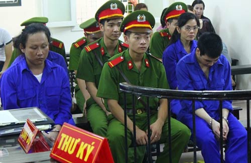 Bà chủ khách sạn ở SG khóc nức nở khi nhận án tử - 1