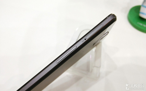 Ra mắt Oppo R3 mới siêu mỏng - 2