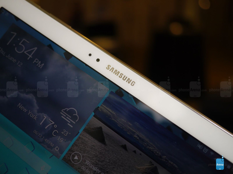 Màn hình của Galaxy Tab S 10.5 có mật độ điểm ảnh là 288 ppi
