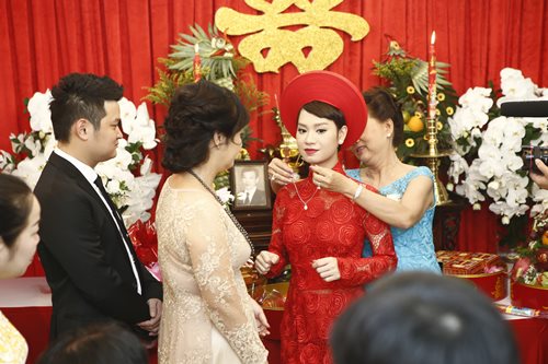 Hot: Bentley 11 tỷ rước Trà My Idol về nhà chồng - 3