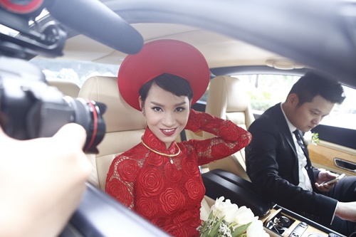 Hot: Bentley 11 tỷ rước Trà My Idol về nhà chồng - 11