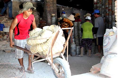 Làng gốm thủ công cuối cùng ở Bình Dương - 2