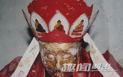 Chuyện đáng sợ về "ma nơ canh" người thật - 5