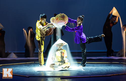 Đã mắt với phần thi tốt nghiệp của SV trường múa - 18