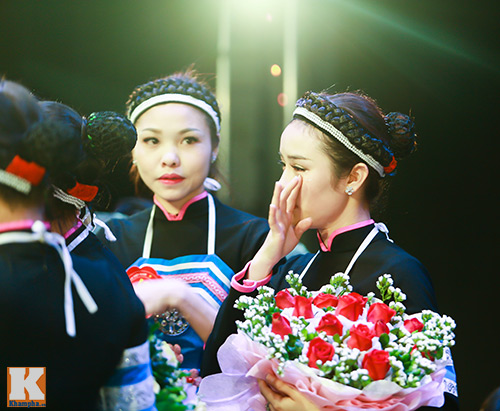 Sinh viên trường múa khóc như mưa ngày chia tay - 9