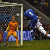 Bóng đá - Góc 3D: Xem Balotelli đánh đầu "kết liễu" ĐT Anh