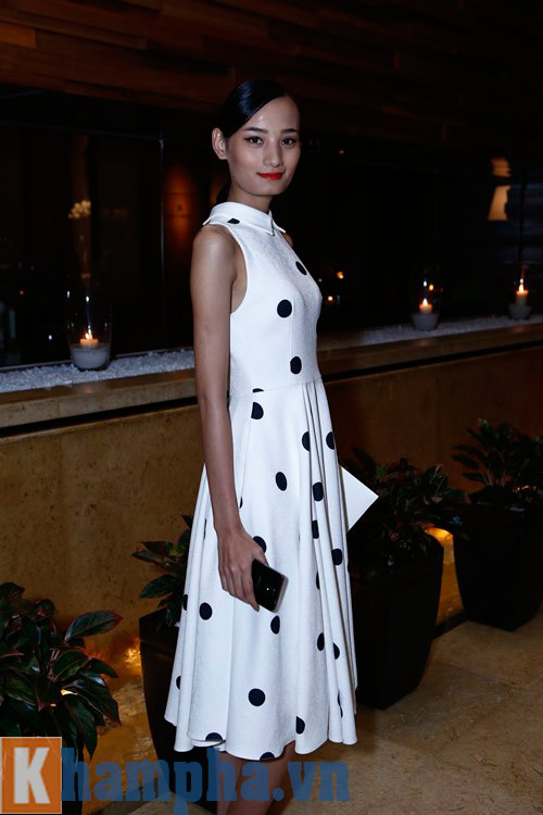 Hoàng Thùy Linh, Harry Lu tách đôi đến đám cưới Trà My - 3