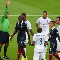 Bóng đá - ĐT Pháp hứng chịu màn "chặt chém" của Honduras