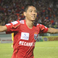 Bóng đá - B.Bình Dương - Hà Nội T&T: Trả nợ sòng phẳng