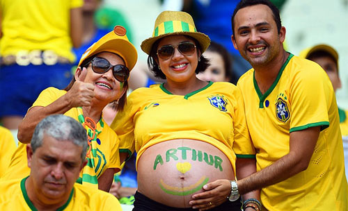 Mỹ nhân đua sắc trận Brazil & Mexico - 6