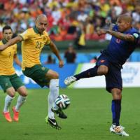 Bóng đá - Úc - Hà Lan: Bay cùng "song sát"