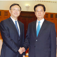 Tin tức trong ngày - Trung Quốc phải rút giàn khoan trái phép