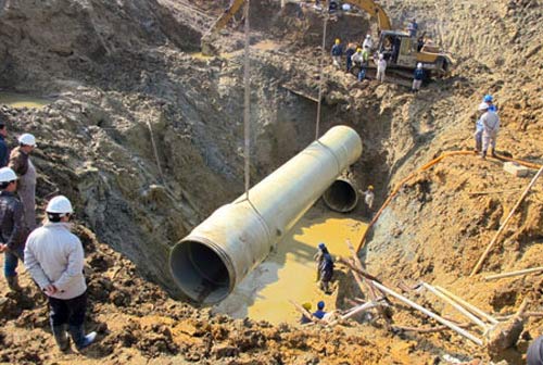 Bộ Xây dựng công bố nguyên nhân vỡ đường ống nước - 1
