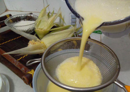 Cách làm sữa ngô ngon mê li - 5