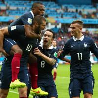 Bóng đá - Thụy Sỹ - Pháp: Tiếp đi, Benzema!