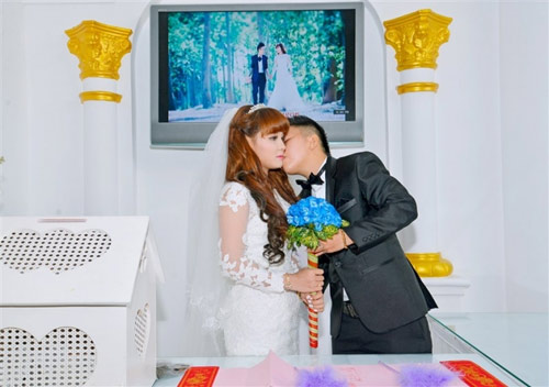 Đám cưới đồng tính nữ gây xôn xao ở Trà Vinh - 1