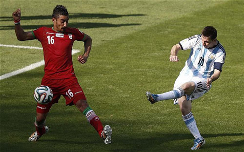 Bàn thắng đẹp World Cup: Messi đọ siêu phẩm Tim Cahill - 1