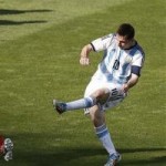 Bóng đá - Bàn thắng đẹp World Cup: Messi đọ siêu phẩm Tim Cahill