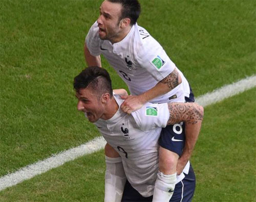 Ecuador - Pháp: Tấn công cởi mở - 2