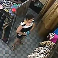 Tin tức trong ngày - Clip "nữ quái" trộm đồ rồi nhét vào "chỗ kín"