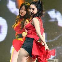 Ngôi sao điện ảnh - 10 tai nạn sân khấu khiến mỹ nhân Kpop bẽ bàng