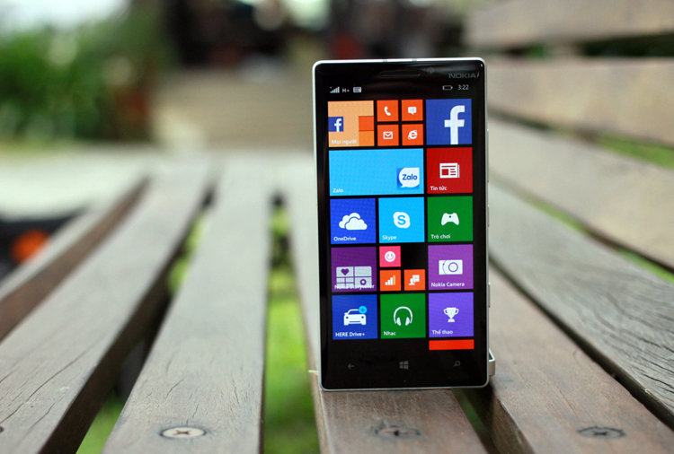 Microsoft Devices vừa công bố mẫu Lumia cao cấp nhất trong năm nay, máy sẽ có mặt trên thị trường giữa tháng 7.
