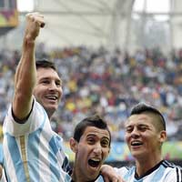 Bóng đá - Video Messi rực sáng với cú đúp