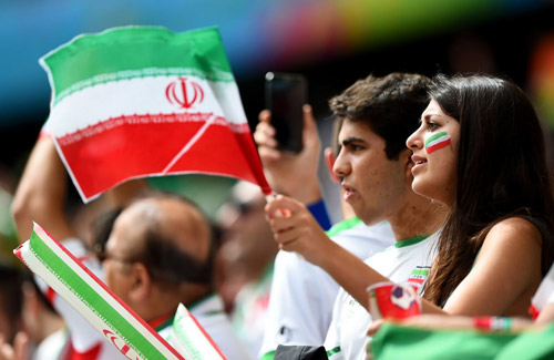 Mỹ nhân đẫm lệ ngày Iran chia tay World Cup - 10