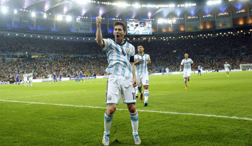 Người Argentina đã “phát cuồng” vì Messi - 1