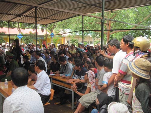 Mẹ kế đánh đập con chồng dã man lãnh 9 tháng tù - 3