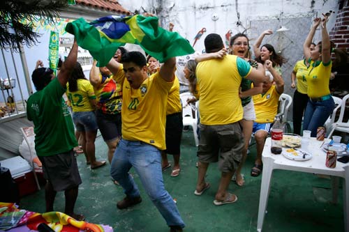 Doanh nghiệp Brazil “méo mặt” vì World cup - 3