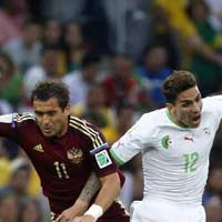 Bóng đá - Góc 3D: Algeria tiễn đoàn quân của Capello về nước