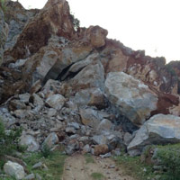 Tin tức trong ngày - Sập mỏ đá, 2 người chết: Tạm giữ Giám đốc Cty Trần Phú