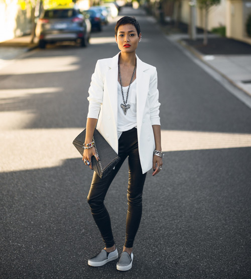 Khó rời mắt trước cô nàng vai to dáng thô - 9