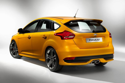 Ford Focus ST 2015: Chỉ cần 4,4 lít nhiên liệu cho 100 km - 3
