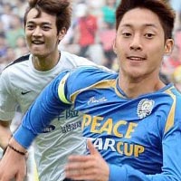 Ca nhạc - MTV - 5 "lãng tử trên sân cỏ" của showbiz Hàn