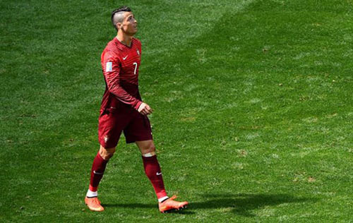 Ronaldo & tương lai ở BĐN: Bỏ thì thương, vương thì tội - 1