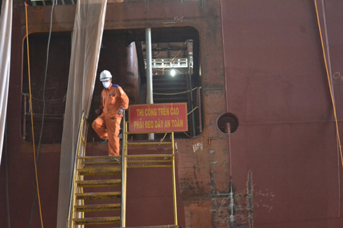 Gấp rút hoàn thiện “soái hạm” cho cảnh sát biển - 3