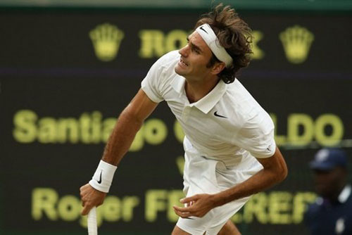 Trời cứ mưa, Federer càng thêm mạnh mẽ - 2