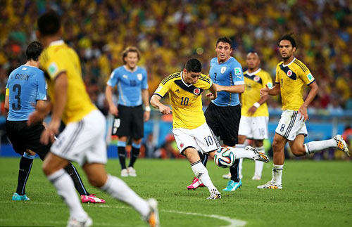 Rodriguez lập siêu phẩm: Toàn diện không kém Ronaldo - 1