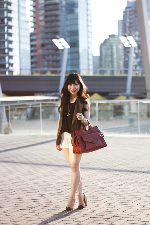 Thấp, bé, chân to vẫn "hot" vì mặc đẹp - 11