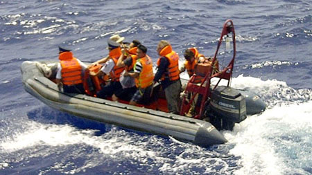 Những tay xuồng thiện nghệ giữa Biển Đông - 3