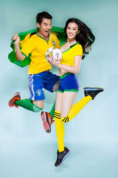 Khánh My bốc lửa cổ vũ World Cup - 12