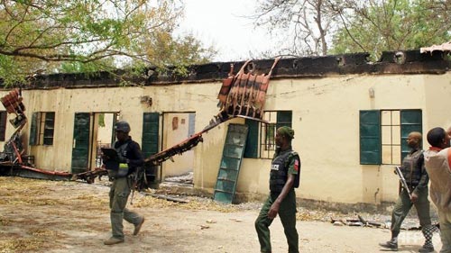 Nigeria: Khủng bố tấn công nhà thờ, giết 50 người vô tội - 1